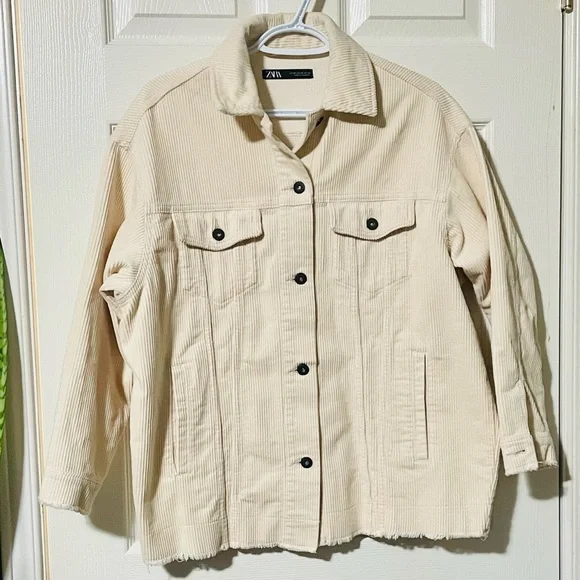 Zara Corduroy Oversize Light Cream Jacket. Size XS - Picture 3 of 11
